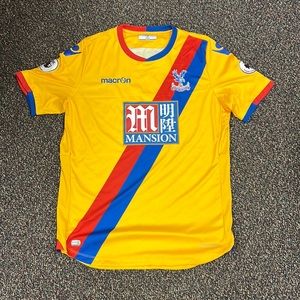 Crystal Palace 2016/2017 Zaha Away Kit